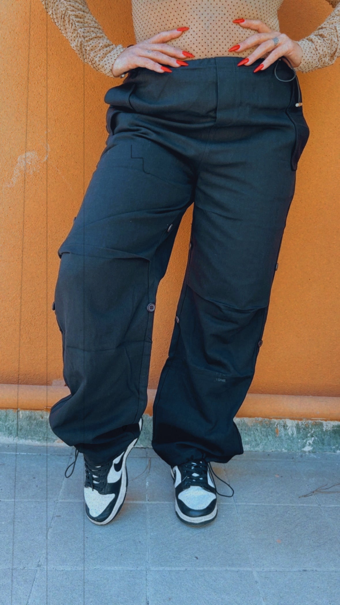 Pantalone cargo button